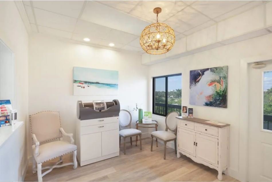 Contact Matonti Dental in Naples, Florida